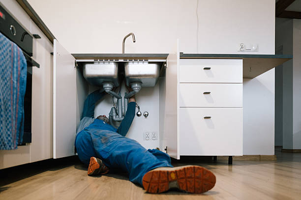 Professional Leak Detection technician working in Cashiers, NC